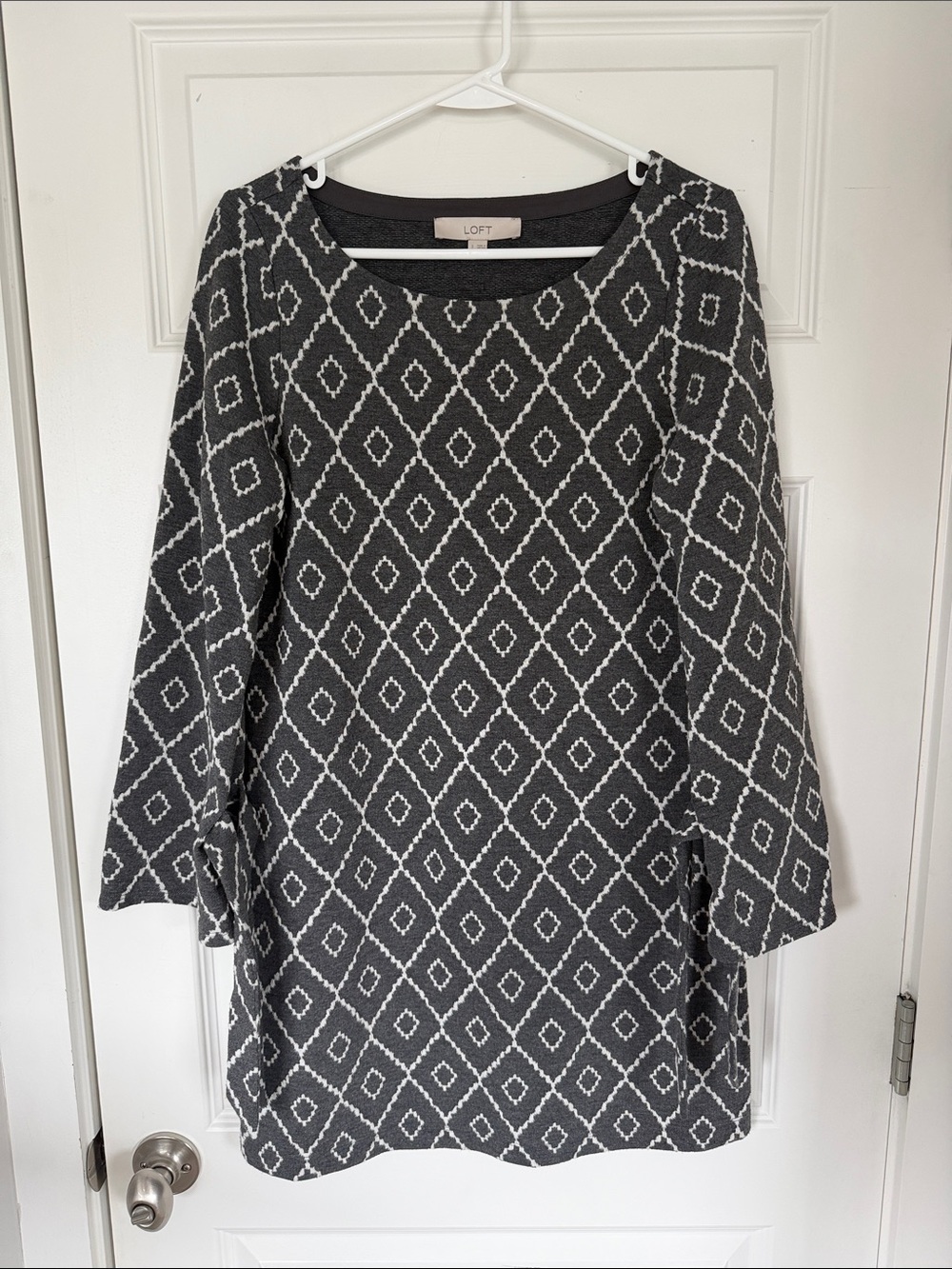 LOFT Black & White Diamond-Pattern Tunic Top